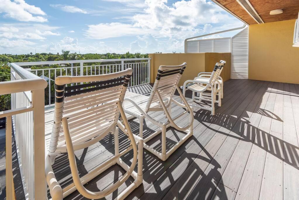 Villa St Kitts - Downtown Waterfront Penthouse Pool Dock Parking Cayo Hueso Exterior foto