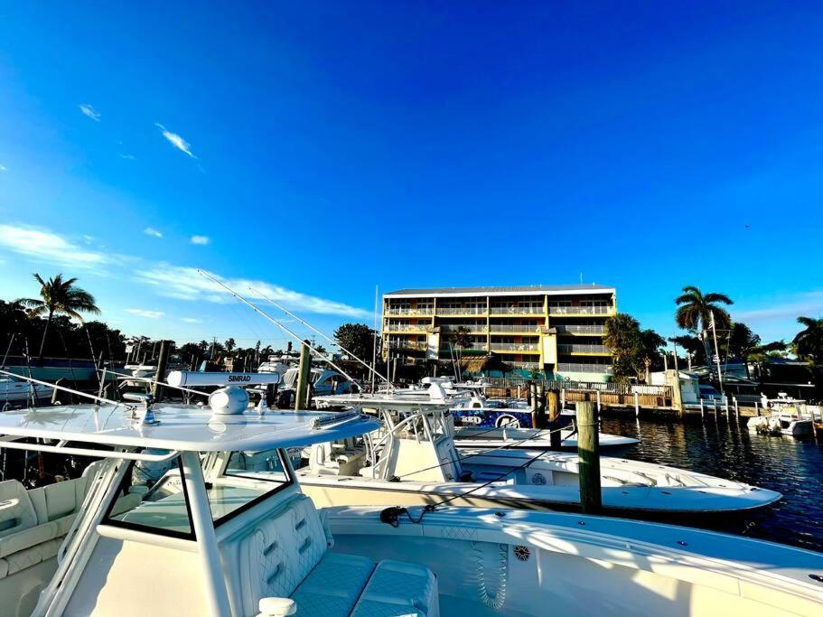 Villa St Kitts - Downtown Waterfront Penthouse Pool Dock Parking Cayo Hueso Exterior foto